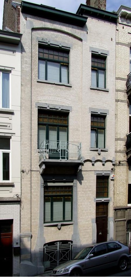 Trooststraat 100, Schaarbeek, opstand voorgevel (© CM, foto 2013)