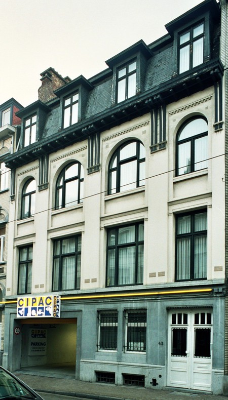 Morisstraat 43, Sint-Gillis, opstand voorgevel (© GOB-BSO, foto 2004)